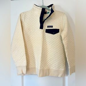 Patagonia quilted button neck pullover